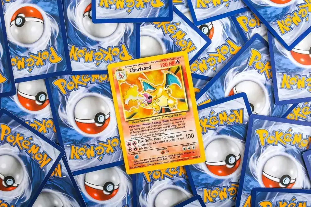 Retro Carte Pokemon Con Charizard Prima Edizione